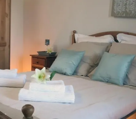 Holiday home Domaine Du Grand Tourtre Chalais (Charente)